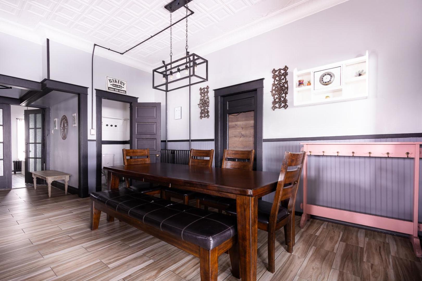 The Pub- 8Br Free Parking, Minutes From Falls & Casino 尼亚加拉瀑布 外观 照片